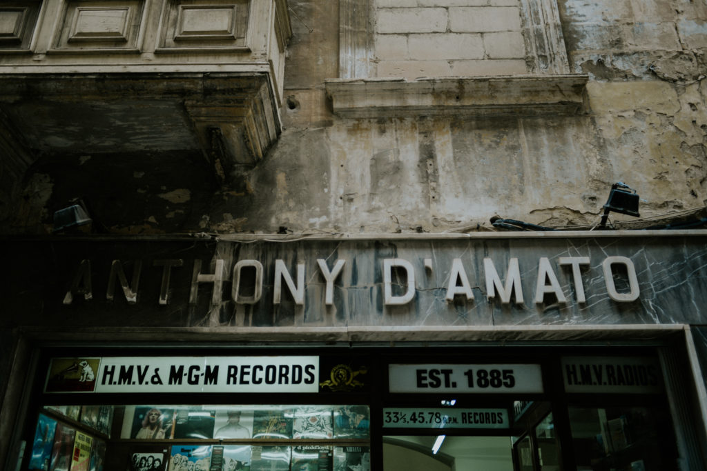 Disquaire - Anthony D'Amato - Malte
