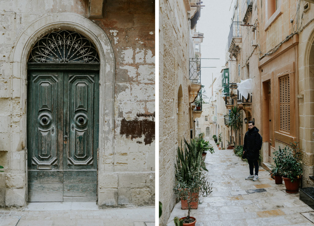 Porte d'entrée - Homme dans une rue - Gozo - Malte