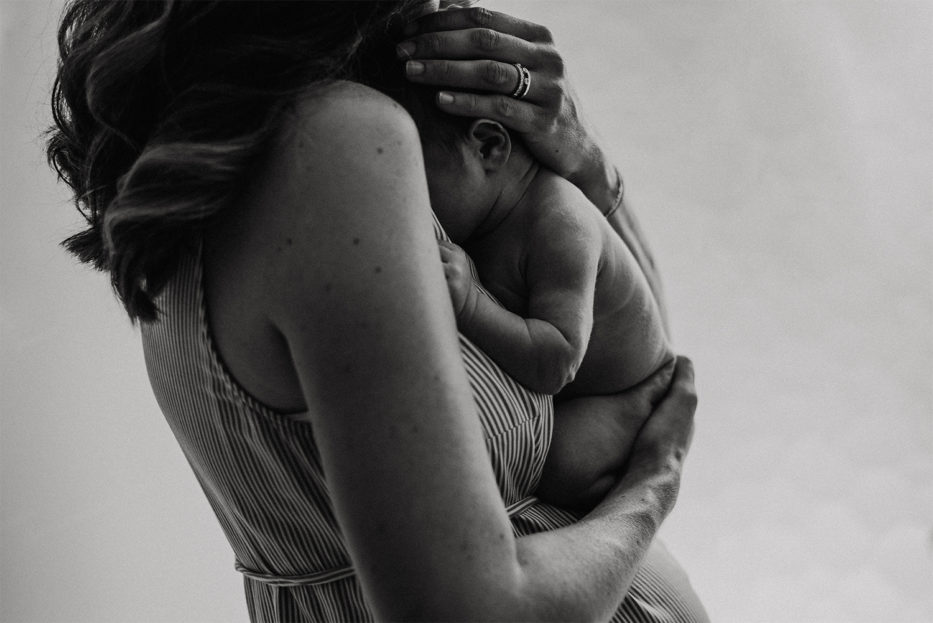 cyrielle riba photographe famille béziers premier bain